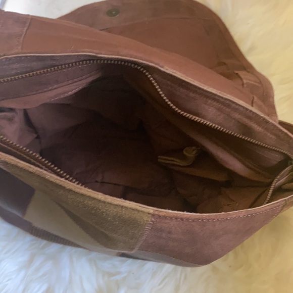 🔥🔥Free People 🔥🔥Prague Patchwork Messenger Bag Purse Leather Suede - Picture 11 of 16